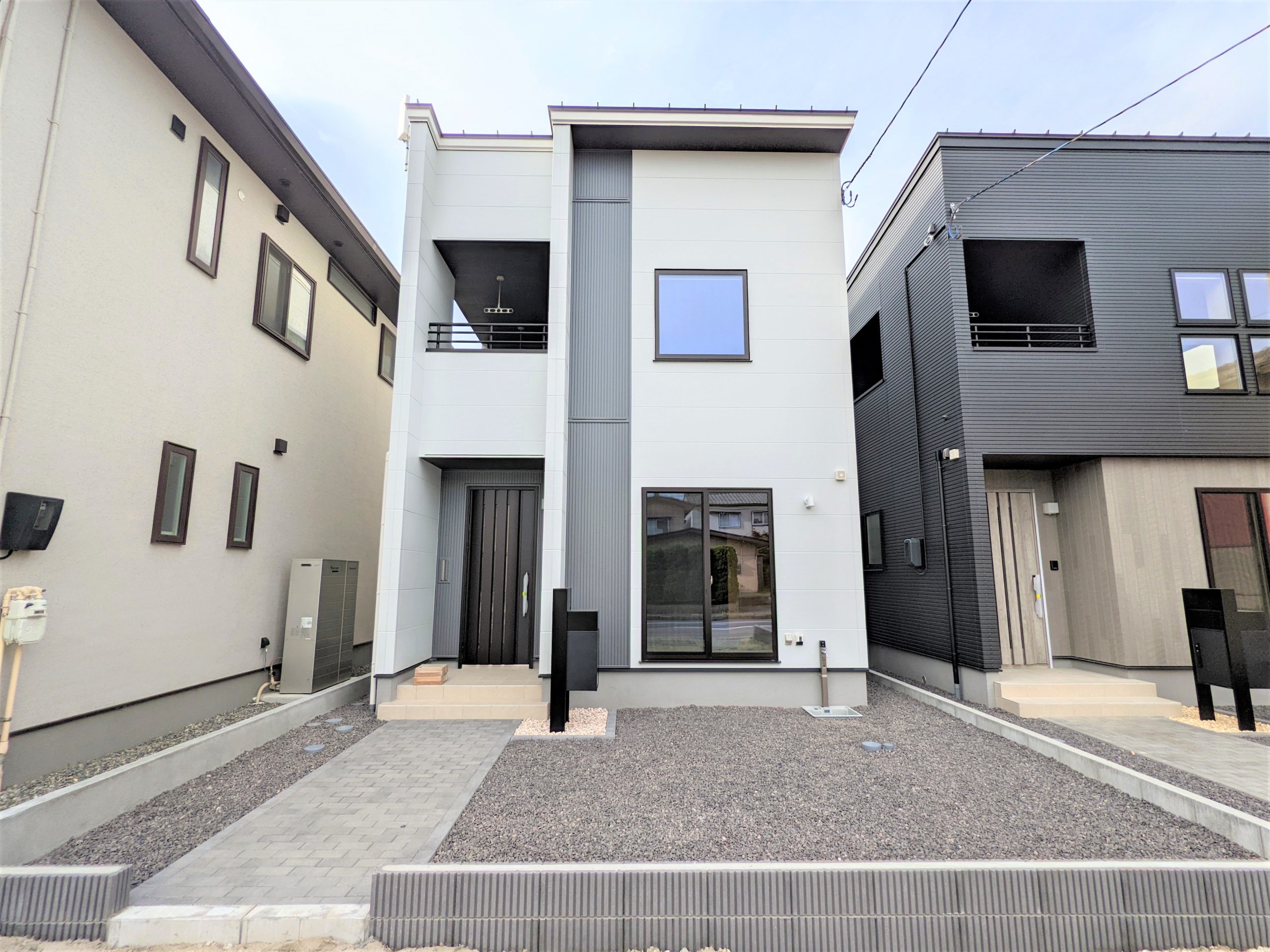 【合計189万円プライスダウン！！】北区松浜6丁目A棟 / 新崎駅まで車で9分！★海が近い★陽当り良好★良質の4LDKのイメージ画像