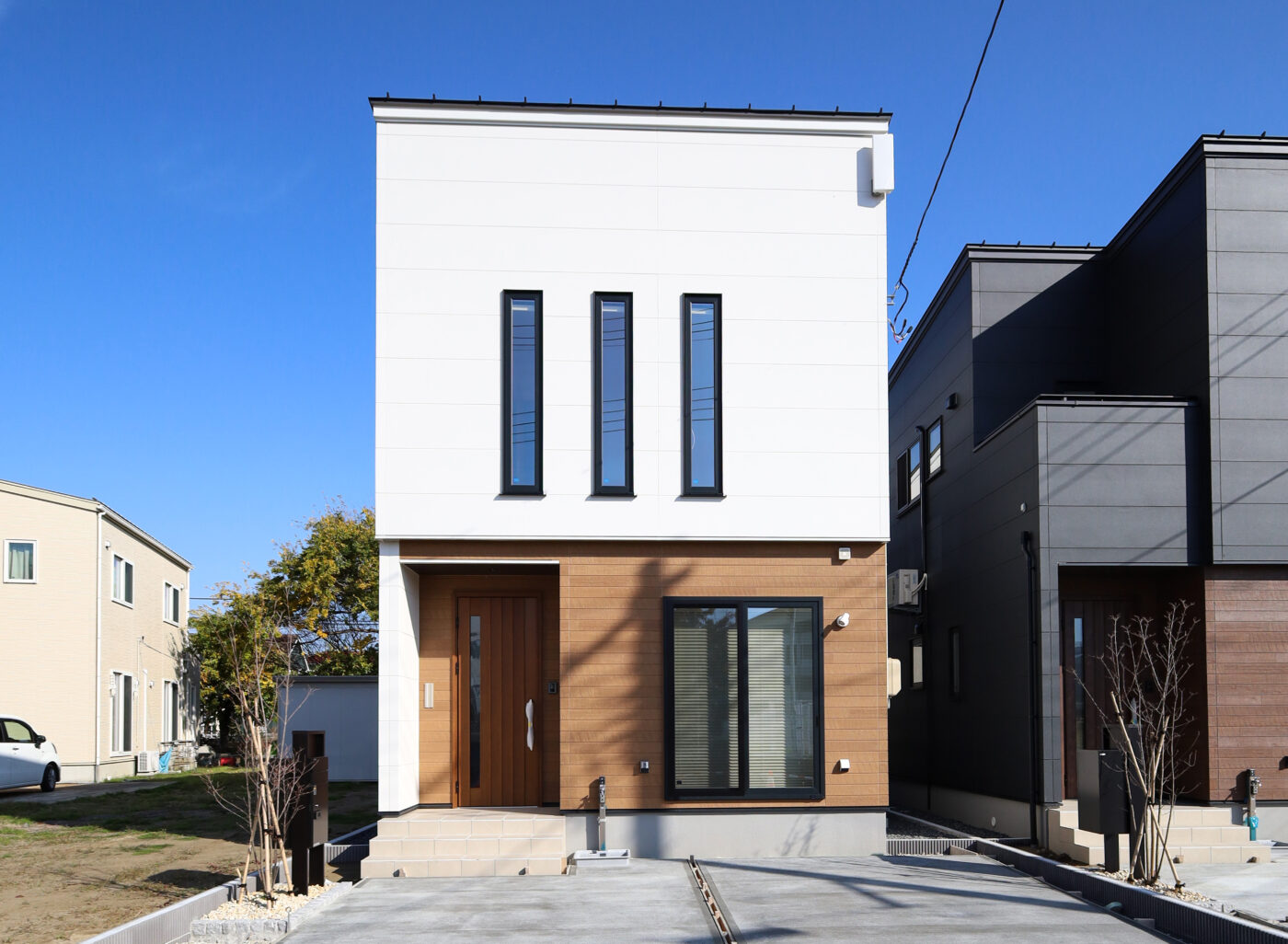 江南区亀田新明町1丁目B棟 / 亀田駅まで徒歩約14分！小・中学校も近くお子様の通学も安心の住宅地♪のイメージ画像