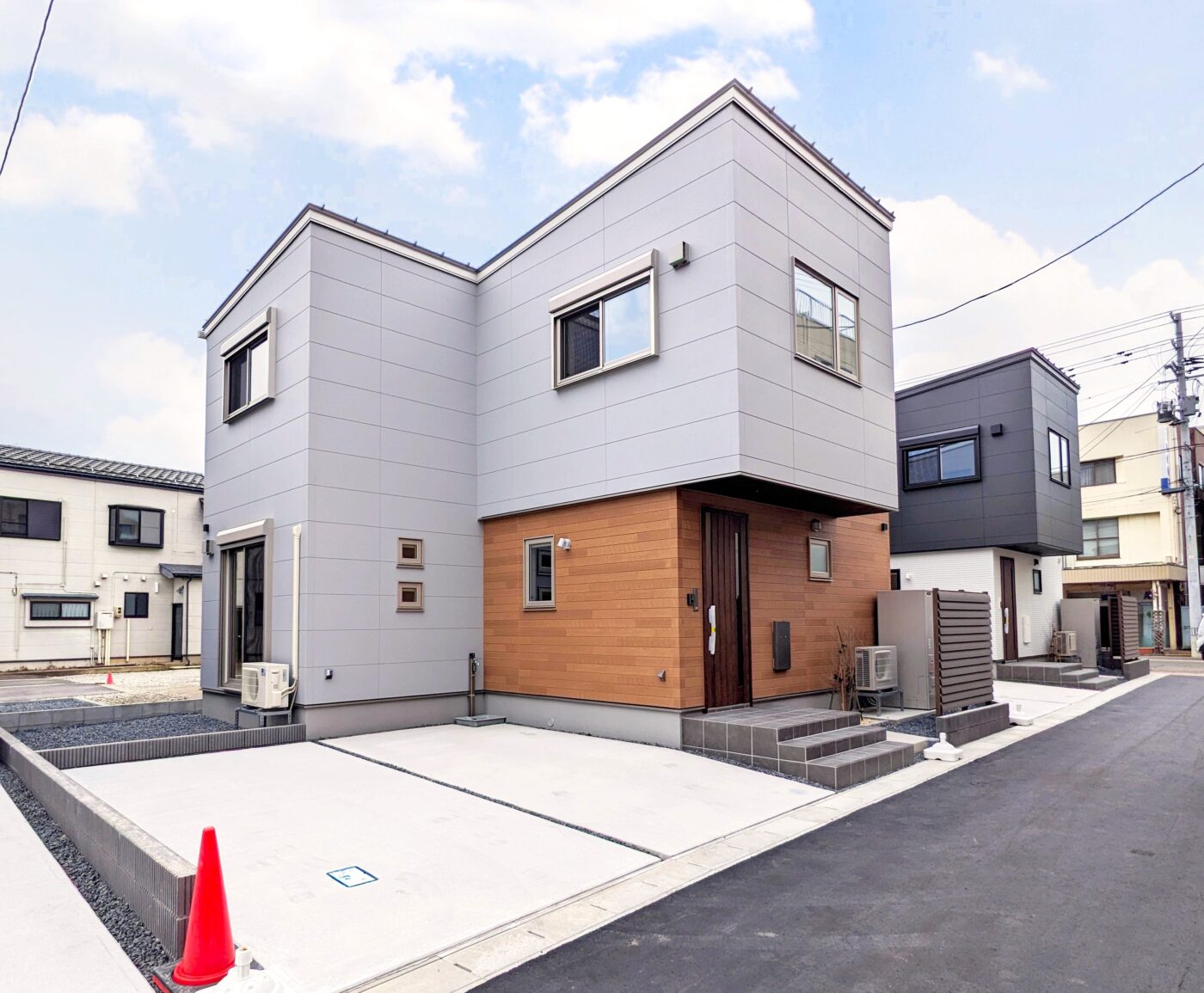 優秀デザイン！秋葉区新津本町2丁目B棟 / 新津駅まで徒歩5分！駅近新築建売！のイメージ画像